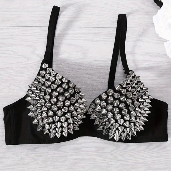 Sexy Black Bra with Silver Studs XL - Picture 5 of 5
